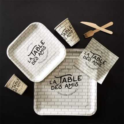 Set De 18 Plateaux, Assiettes & Gobelet Jetables
