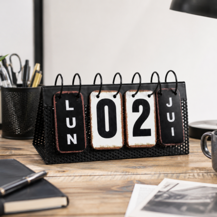 Calendrier Perpétuel en Métal " Vintage" 27cm Noir