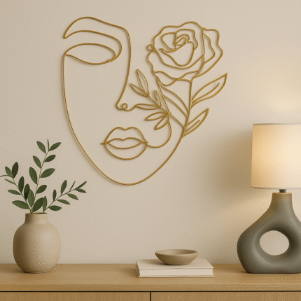 Déco Murale Métal "Visage Fleuri" 42cm Dorée
